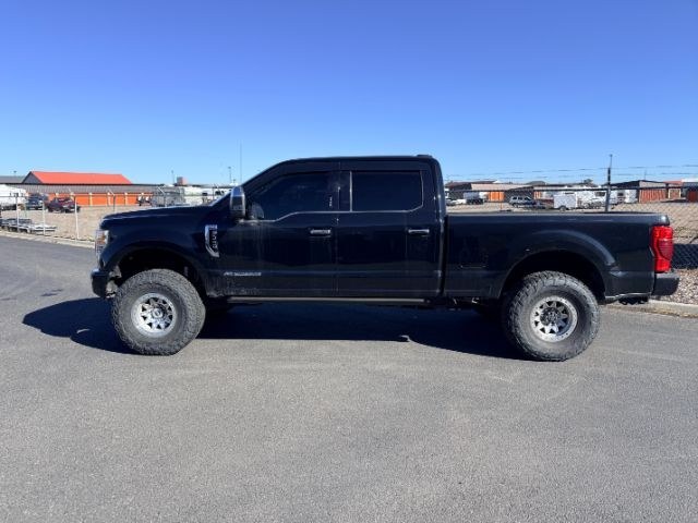 2022 BLACK /Black Onyx Ford F-350 Platinum (1FT8W3BT7NE) with an Powerstroke 6.7L V-8 diesel direct injection engine, AUTOMATIC transmission, located at 1235 N Woodruff Ave., Idaho Falls, 83401, (208) 523-1053, 43.507172, -112.000488 - At Timberline Auto, finding a great deal on your next vehicle is always easy! Our experienced sales staff goal is to help find you the right vehicle at the right price! Our knowledgeable finance department has options for almost any credit score. We offer extended service contract options to prot- Photo#0