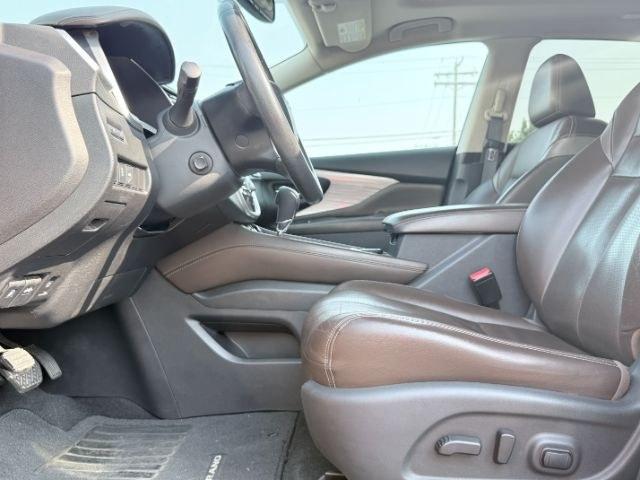 2016 ORANGE /Black Nissan Murano (5N1AZ2MH4GN) with an 35L V-6 DOHC engine, Automatic transmission, located at 1175 N Woodruff Ave, Idaho Falls, ID, 83401, 43.506901, -111.999657 - At Timberline Auto, finding a great deal on your next vehicle is always easy! Our experienced sales staff goal is to help find you the right vehicle at the right price! Our knowledgeable finance department has options for almost any credit score. We offer extended service contract options to prot- Photo#43