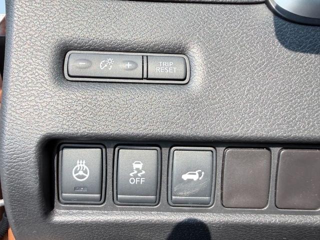 2016 ORANGE /Black Nissan Murano (5N1AZ2MH4GN) with an 35L V-6 DOHC engine, Automatic transmission, located at 1175 N Woodruff Ave, Idaho Falls, ID, 83401, 43.506901, -111.999657 - At Timberline Auto, finding a great deal on your next vehicle is always easy! Our experienced sales staff goal is to help find you the right vehicle at the right price! Our knowledgeable finance department has options for almost any credit score. We offer extended service contract options to prot- Photo#52