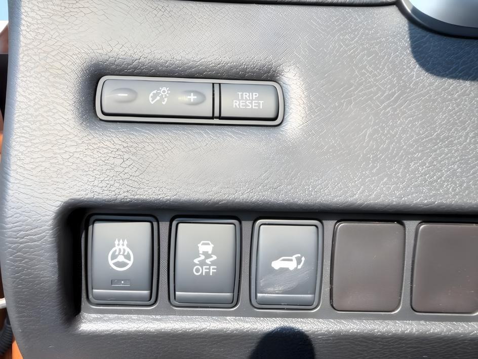 2016 ORANGE /Black Nissan Murano (5N1AZ2MH4GN) with an 35L V-6 DOHC engine, Automatic transmission, located at 1175 N Woodruff Ave, Idaho Falls, ID, 83401, 43.506901, -111.999657 - At Timberline Auto, finding a great deal on your next vehicle is always easy! Our experienced sales staff goal is to help find you the right vehicle at the right price! Our knowledgeable finance department has options for almost any credit score. We offer extended service contract options to prot- Photo#23