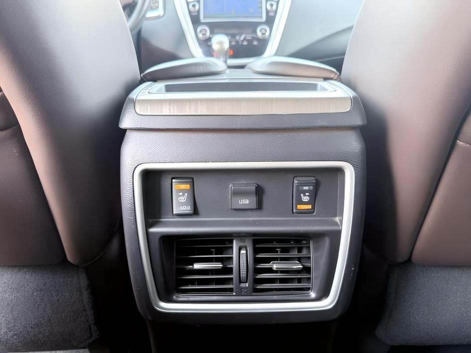 2016 ORANGE /Black Nissan Murano (5N1AZ2MH4GN) with an 35L V-6 DOHC engine, Automatic transmission, located at 1175 N Woodruff Ave, Idaho Falls, ID, 83401, 43.506901, -111.999657 - At Timberline Auto, finding a great deal on your next vehicle is always easy! Our experienced sales staff goal is to help find you the right vehicle at the right price! Our knowledgeable finance department has options for almost any credit score. We offer extended service contract options to prot- Photo#27