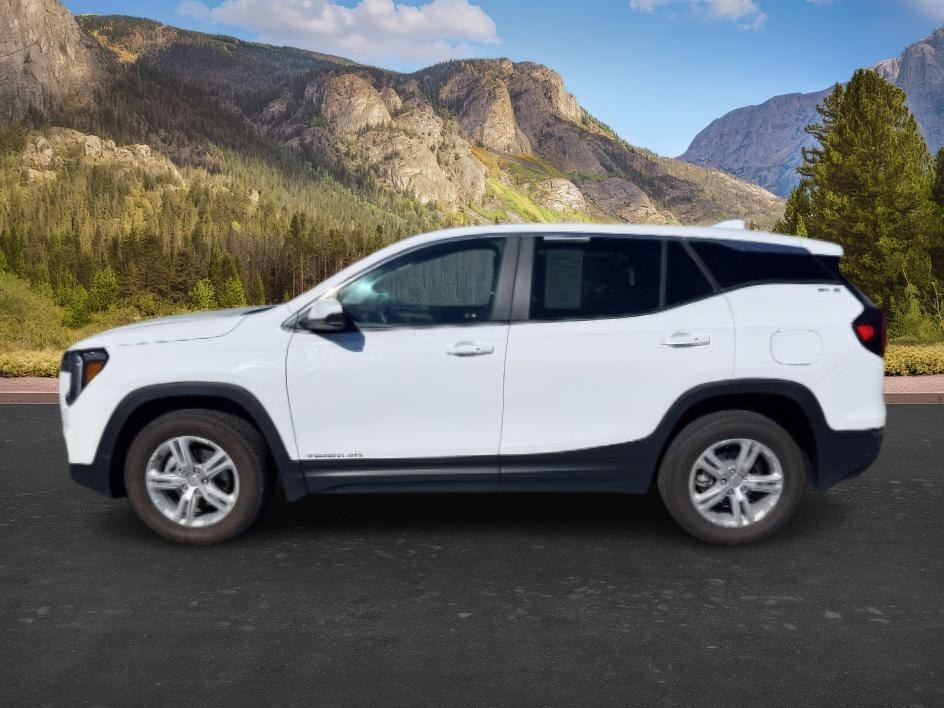 photo of 2024 GMC Terrain AWD SLE