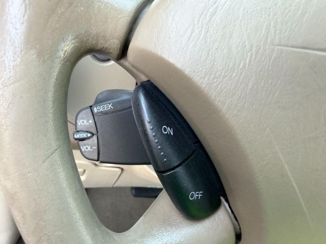 2005 GREEN /CLOTH Ford Focus (1FAFP34N35W) with an 20L I4 engine, Automatic transmission, located at 1175 N Woodruff Ave, Idaho Falls, ID, 83401, 43.506901, -111.999657 - At Timberline Auto, finding a great deal on your next vehicle is always easy! Our experienced sales staff goal is to help find you the right vehicle at the right price! Our knowledgeable finance department has options for almost any credit score. We offer extended service contract options to prot- Photo#30