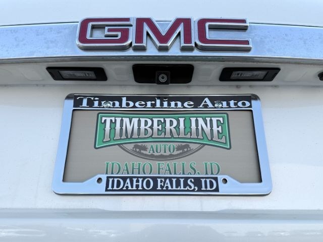 2015 WHITE /Jet Black GMC Yukon (1GKS2CKJ4FR) with an EcoTec3 62L V-8 gasoline direct injection engine, Automatic transmission, located at 1175 N Woodruff Ave, Idaho Falls, ID, 83401, 43.506901, -111.999657 - At Timberline Auto, finding a great deal on your next vehicle is always easy! Our experienced sales staff goal is to help find you the right vehicle at the right price! Our knowledgeable finance department has options for almost any credit score. We offer extended service contract options to prot- Photo#36