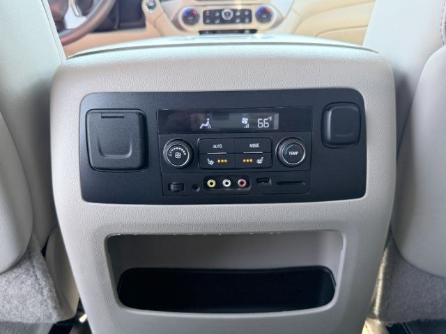2015 WHITE /Jet Black GMC Yukon (1GKS2CKJ4FR) with an EcoTec3 62L V-8 gasoline direct injection engine, Automatic transmission, located at 1175 N Woodruff Ave, Idaho Falls, ID, 83401, 43.506901, -111.999657 - At Timberline Auto, finding a great deal on your next vehicle is always easy! Our experienced sales staff goal is to help find you the right vehicle at the right price! Our knowledgeable finance department has options for almost any credit score. We offer extended service contract options to prot- Photo#60