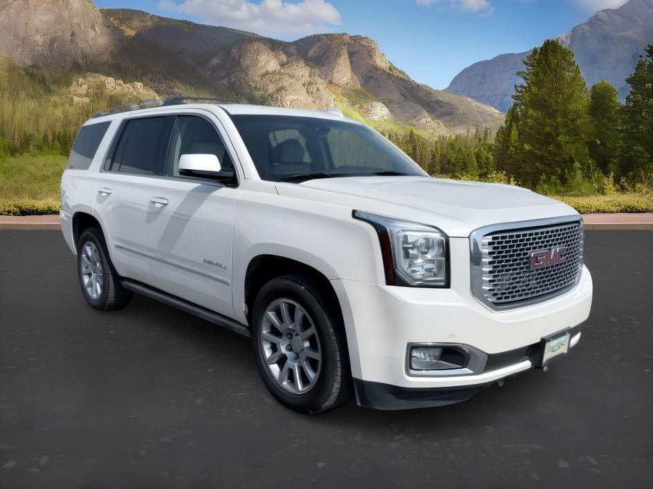 2015 WHITE /Jet Black GMC Yukon (1GKS2CKJ4FR) with an EcoTec3 62L V-8 gasoline direct injection engine, Automatic transmission, located at 1175 N Woodruff Ave, Idaho Falls, ID, 83401, 43.506901, -111.999657 - At Timberline Auto, finding a great deal on your next vehicle is always easy! Our experienced sales staff goal is to help find you the right vehicle at the right price! Our knowledgeable finance department has options for almost any credit score. We offer extended service contract options to prot- Photo#10