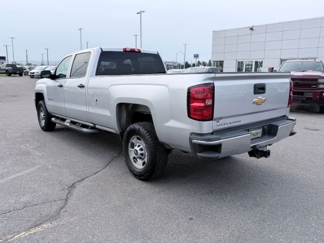 2018 Silver Ice Metallic /Dark Ash/Jet Black Chevrolet Silverado 2500HD (1GC1KUEG1JF) with an Duramax 66L V-8 diesel direct injection engine, Automatic transmission, located at 1175 N Woodruff Ave, Idaho Falls, ID, 83401, 43.506901, -111.999657 - At Timberline Auto, finding a great deal on your next vehicle is always easy! Our experienced sales staff goal is to help find you the right vehicle at the right price! Our knowledgeable finance department has options for almost any credit score. We offer extended service contract options to prot- Photo#28