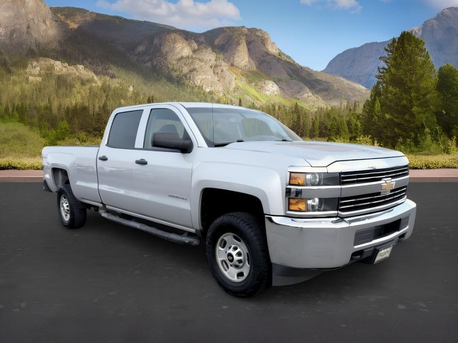2018 Silver Ice Metallic /Dark Ash/Jet Black Chevrolet Silverado 2500HD (1GC1KUEG1JF) with an Duramax 66L V-8 diesel direct injection engine, Automatic transmission, located at 1175 N Woodruff Ave, Idaho Falls, ID, 83401, 43.506901, -111.999657 - At Timberline Auto, finding a great deal on your next vehicle is always easy! Our experienced sales staff goal is to help find you the right vehicle at the right price! Our knowledgeable finance department has options for almost any credit score. We offer extended service contract options to prot- Photo#8