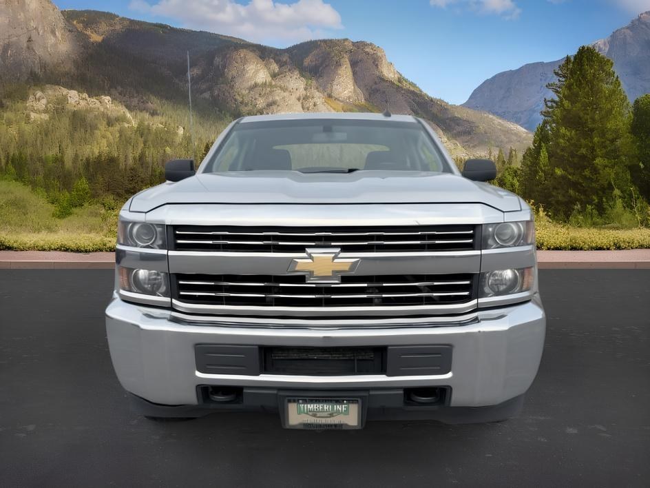 2018 Silver Ice Metallic /Dark Ash/Jet Black Chevrolet Silverado 2500HD (1GC1KUEG1JF) with an Duramax 66L V-8 diesel direct injection engine, Automatic transmission, located at 1175 N Woodruff Ave, Idaho Falls, ID, 83401, 43.506901, -111.999657 - At Timberline Auto, finding a great deal on your next vehicle is always easy! Our experienced sales staff goal is to help find you the right vehicle at the right price! Our knowledgeable finance department has options for almost any credit score. We offer extended service contract options to prot- Photo#9
