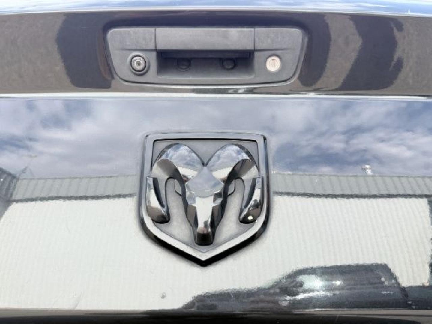 2016 BLACK /Diesel Gray/Black Ram 2500 (3C6UR5DJ7GG) with an HEMI 64L V-8 VVT variable valve control engine, Automatic transmission, located at 1175 N Woodruff Ave, Idaho Falls, ID, 83401, 43.506901, -111.999657 - At Timberline Auto, finding a great deal on your next vehicle is always easy! Our experienced sales staff goal is to help find you the right vehicle at the right price! Our knowledgeable finance department has options for almost any credit score. We offer extended service contract options to prot- Photo#29