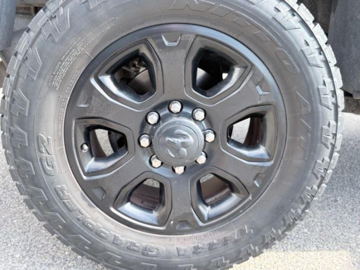 2016 BLACK /Diesel Gray/Black Ram 2500 (3C6UR5DJ7GG) with an HEMI 64L V-8 VVT variable valve control engine, Automatic transmission, located at 1175 N Woodruff Ave, Idaho Falls, ID, 83401, 43.506901, -111.999657 - At Timberline Auto, finding a great deal on your next vehicle is always easy! Our experienced sales staff goal is to help find you the right vehicle at the right price! Our knowledgeable finance department has options for almost any credit score. We offer extended service contract options to prot- Photo#34