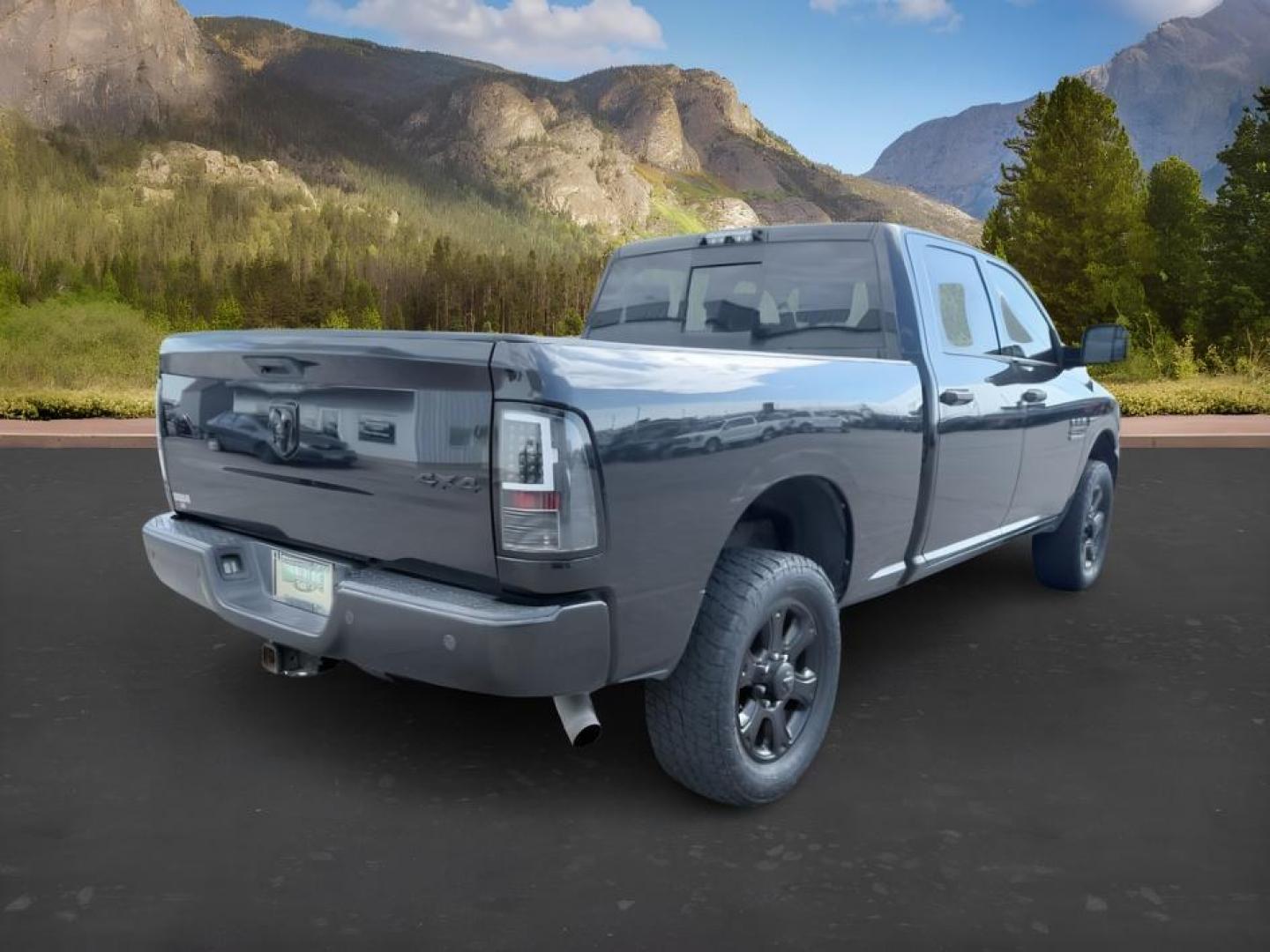 2016 BLACK /Diesel Gray/Black Ram 2500 (3C6UR5DJ7GG) with an HEMI 64L V-8 VVT variable valve control engine, Automatic transmission, located at 1175 N Woodruff Ave, Idaho Falls, ID, 83401, 43.506901, -111.999657 - At Timberline Auto, finding a great deal on your next vehicle is always easy! Our experienced sales staff goal is to help find you the right vehicle at the right price! Our knowledgeable finance department has options for almost any credit score. We offer extended service contract options to prot- Photo#5