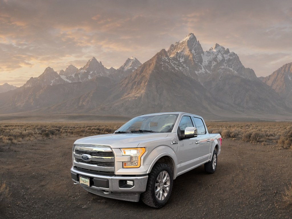 photo of 2017 Ford F-150 XL | XLT | LARIAT | King Ranch | Platinum | Limited