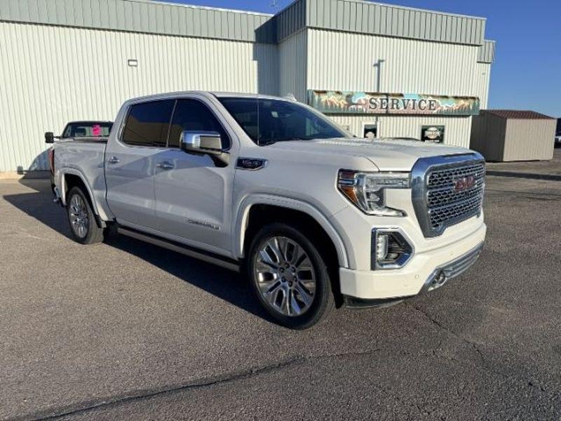 2020 White Frost Tricoat /Jet Black GMC Sierra Denali (1GTU9FEL1LZ) with an V8, 6.2L engine, 10-speed automatic transmission, located at 1175 N Woodruff Ave, Idaho Falls, ID, 83401, 43.506901, -111.999657 - <b>Vehicle Details</b><br>Looking for a premium pre-owned truck in Idaho Falls, ID? This 2020 GMC Sierra 1500 Denali 4WD delivers the bold capability, refined comfort, and upscale features you want in a full-size pickup. Powered by a commanding V8 6.2L gasoline engine, this GMC Sierra Denali is buil- Photo#9