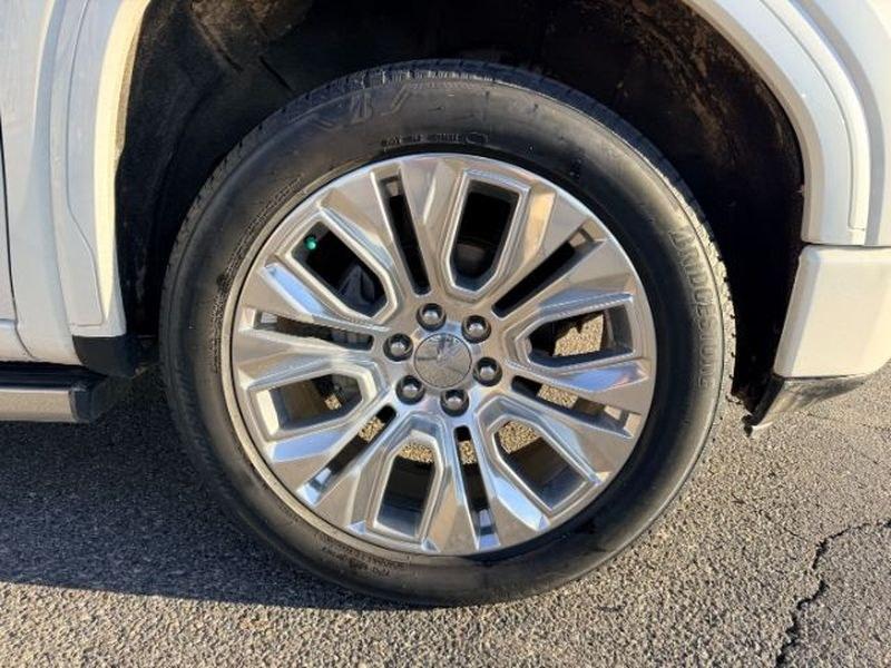 2020 White Frost Tricoat /Jet Black GMC Sierra Denali (1GTU9FEL1LZ) with an V8, 6.2L engine, 10-speed automatic transmission, located at 1175 N Woodruff Ave, Idaho Falls, ID, 83401, 43.506901, -111.999657 - <b>Vehicle Details</b><br>Looking for a premium pre-owned truck in Idaho Falls, ID? This 2020 GMC Sierra 1500 Denali 4WD delivers the bold capability, refined comfort, and upscale features you want in a full-size pickup. Powered by a commanding V8 6.2L gasoline engine, this GMC Sierra Denali is buil- Photo#12