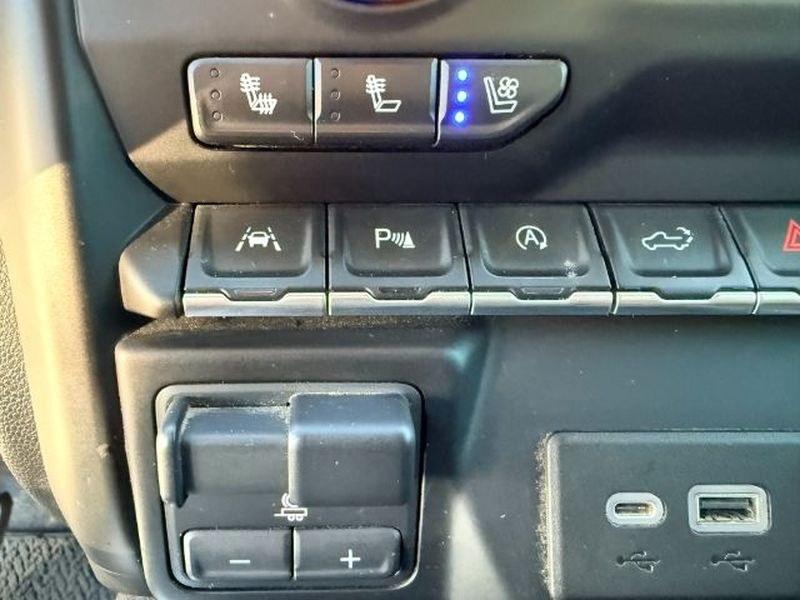 2020 White Frost Tricoat /Jet Black GMC Sierra Denali (1GTU9FEL1LZ) with an V8, 6.2L engine, 10-speed automatic transmission, located at 1175 N Woodruff Ave, Idaho Falls, ID, 83401, 43.506901, -111.999657 - <b>Vehicle Details</b><br>Looking for a premium pre-owned truck in Idaho Falls, ID? This 2020 GMC Sierra 1500 Denali 4WD delivers the bold capability, refined comfort, and upscale features you want in a full-size pickup. Powered by a commanding V8 6.2L gasoline engine, this GMC Sierra Denali is buil- Photo#19
