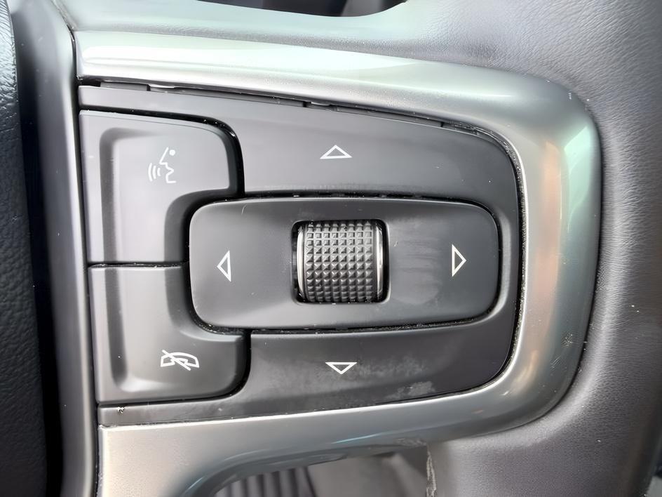 2023 Summit White /Jet Black Chevrolet Silverado LTZ (2GC4YUEY5P1) with an V8, 6.6L engine, 10-speed automatic transmission, located at 1175 N Woodruff Ave, Idaho Falls, ID, 83401, 43.506901, -111.999657 - <b>Vehicle Details</b><br>Drive home capability and luxury in this pre-owned 2023 Chevrolet Silverado 3500 LTZ 4WD, now available in Idaho Falls, ID. Powered by a V8 6.6L Diesel engine, this heavy-duty pickup is built for demanding jobs, towing, and confident year-round driving. The Chevrolet Silver- Photo#47