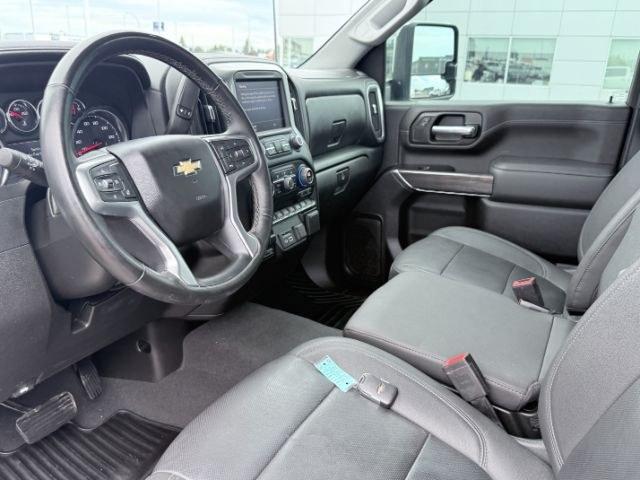 2023 Summit White /Jet Black Chevrolet Silverado LTZ (2GC4YUEY5P1) with an V8, 6.6L engine, 10-speed automatic transmission, located at 1175 N Woodruff Ave, Idaho Falls, ID, 83401, 43.506901, -111.999657 - <b>Vehicle Details</b><br>Drive home capability and luxury in this pre-owned 2023 Chevrolet Silverado 3500 LTZ 4WD, now available in Idaho Falls, ID. Powered by a V8 6.6L Diesel engine, this heavy-duty pickup is built for demanding jobs, towing, and confident year-round driving. The Chevrolet Silver- Photo#68