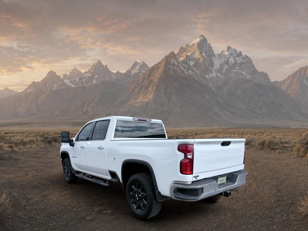 2023 Summit White /Jet Black Chevrolet Silverado LTZ (2GC4YUEY5P1) with an V8, 6.6L engine, 10-speed automatic transmission, located at 1175 N Woodruff Ave, Idaho Falls, ID, 83401, 43.506901, -111.999657 - <b>Vehicle Details</b><br>Drive home capability and luxury in this pre-owned 2023 Chevrolet Silverado 3500 LTZ 4WD, now available in Idaho Falls, ID. Powered by a V8 6.6L Diesel engine, this heavy-duty pickup is built for demanding jobs, towing, and confident year-round driving. The Chevrolet Silver- Photo#2