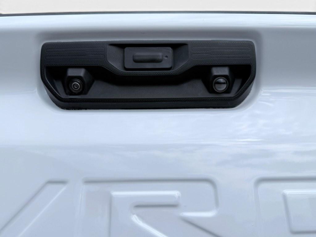 2023 Summit White /Jet Black Chevrolet Silverado LTZ (2GC4YUEY5P1) with an V8, 6.6L engine, 10-speed automatic transmission, located at 1175 N Woodruff Ave, Idaho Falls, ID, 83401, 43.506901, -111.999657 - <b>Vehicle Details</b><br>Drive home capability and luxury in this pre-owned 2023 Chevrolet Silverado 3500 LTZ 4WD, now available in Idaho Falls, ID. Powered by a V8 6.6L Diesel engine, this heavy-duty pickup is built for demanding jobs, towing, and confident year-round driving. The Chevrolet Silver- Photo#9