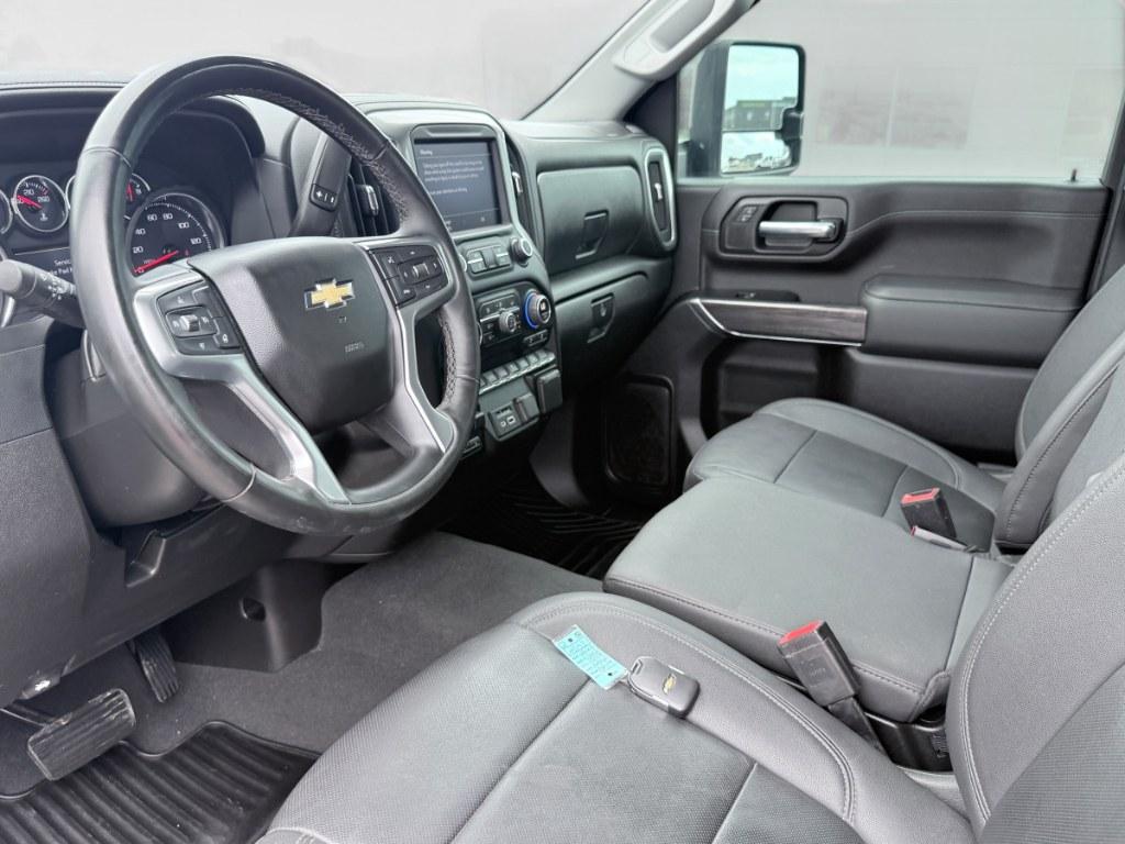 2023 Summit White /Jet Black Chevrolet Silverado LTZ (2GC4YUEY5P1) with an V8, 6.6L engine, 10-speed automatic transmission, located at 1175 N Woodruff Ave, Idaho Falls, ID, 83401, 43.506901, -111.999657 - <b>Vehicle Details</b><br>Drive home capability and luxury in this pre-owned 2023 Chevrolet Silverado 3500 LTZ 4WD, now available in Idaho Falls, ID. Powered by a V8 6.6L Diesel engine, this heavy-duty pickup is built for demanding jobs, towing, and confident year-round driving. The Chevrolet Silver- Photo#14
