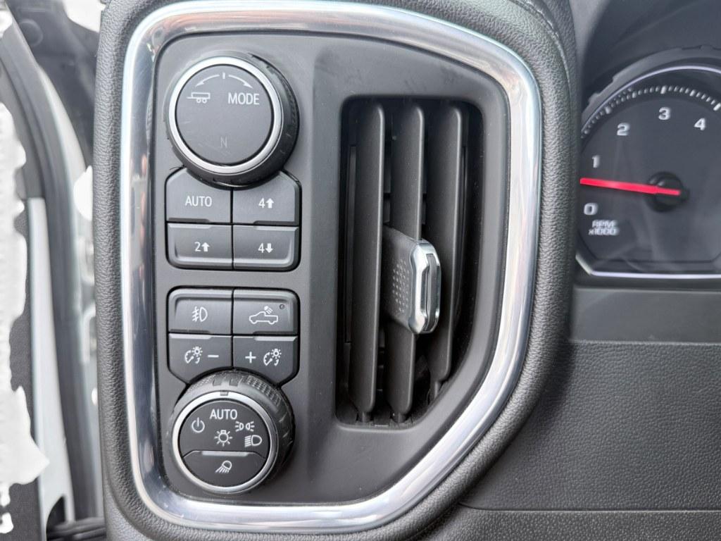 2023 Summit White /Jet Black Chevrolet Silverado LTZ (2GC4YUEY5P1) with an V8, 6.6L engine, 10-speed automatic transmission, located at 1175 N Woodruff Ave, Idaho Falls, ID, 83401, 43.506901, -111.999657 - <b>Vehicle Details</b><br>Drive home capability and luxury in this pre-owned 2023 Chevrolet Silverado 3500 LTZ 4WD, now available in Idaho Falls, ID. Powered by a V8 6.6L Diesel engine, this heavy-duty pickup is built for demanding jobs, towing, and confident year-round driving. The Chevrolet Silver- Photo#22