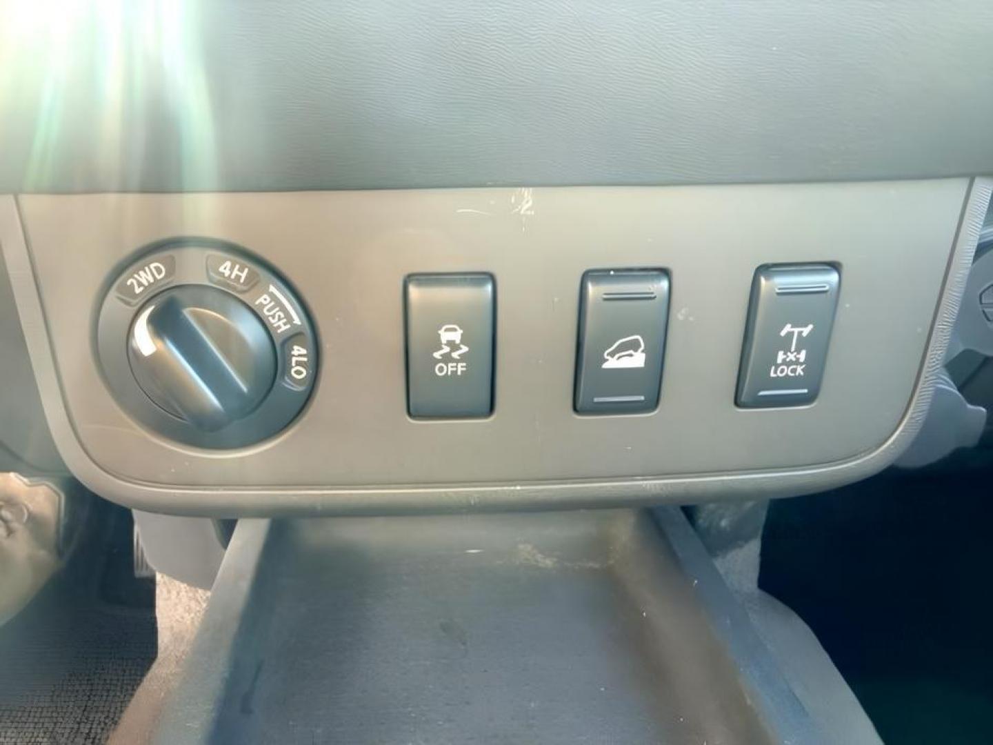 2012 RED /Gray/Steel Nissan Xterra (5N1AN0NW5CC) with an VQ 4L V-6 DOHC engine, Automatic transmission, located at 1175 N Woodruff Ave, Idaho Falls, ID, 83401, 43.506901, -111.999657- Photo#18