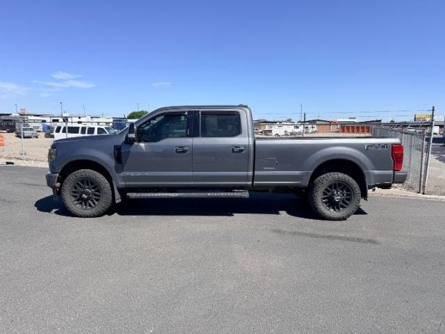 2022 GRAY /Black Onyx Ford F-350 (1FT8W3BT6NE) with an Powerstroke 67L V-8 diesel direct injection engine, Automatic transmission, located at 1175 N Woodruff Ave, Idaho Falls, ID, 83401, 43.506901, -111.999657 - At Timberline Auto, finding a great deal on your next vehicle is always easy! Our experienced sales staff goal is to help find you the right vehicle at the right price! Our knowledgeable finance department has options for almost any credit score. We offer extended service contract options to prot- Photo#1