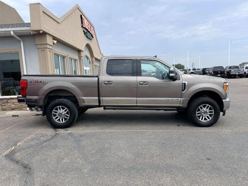 2019 TAN /Black Ford F-350 LARIAT (1FT8W3BT8KE) with an V8, 6.7L engine, 6-speed automatic transmission, located at 1175 N Woodruff Ave, Idaho Falls, ID, 83401, 43.506901, -111.999657 - <b>Vehicle Details</b><br>Take command of tough jobs and long hauls in this pre-owned 2019 Ford F-350 Super Duty LARIAT 4WD, built to deliver strength, capability, and premium comfort in one highly capable heavy-duty truck. Powered by the proven V8 6.7L Diesel engine, this Ford F-350 Super Duty offe- Photo#7