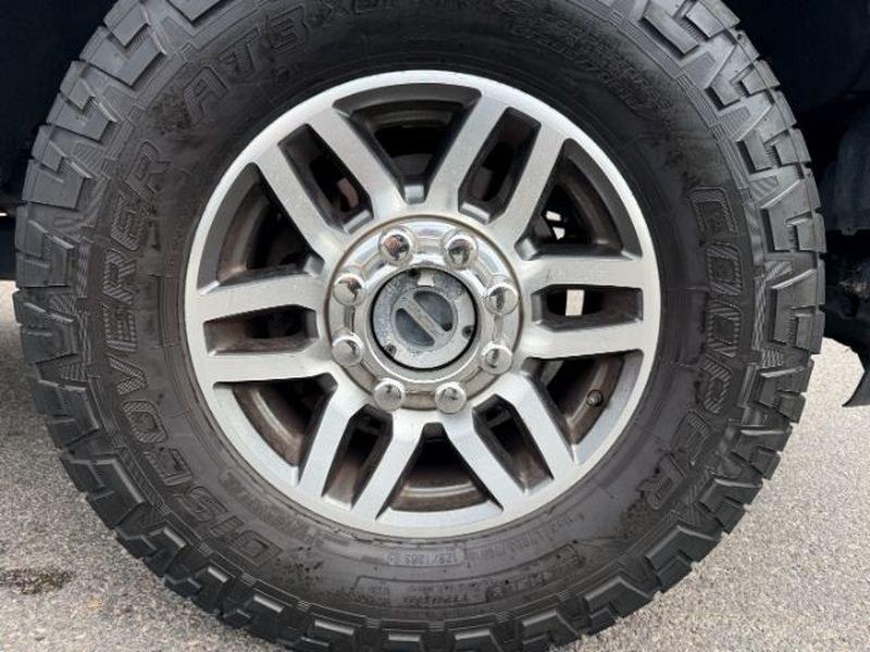 2019 TAN /Black Ford F-350 LARIAT (1FT8W3BT8KE) with an V8, 6.7L engine, 6-speed automatic transmission, located at 1175 N Woodruff Ave, Idaho Falls, ID, 83401, 43.506901, -111.999657 - <b>Vehicle Details</b><br>Take command of tough jobs and long hauls in this pre-owned 2019 Ford F-350 Super Duty LARIAT 4WD, built to deliver strength, capability, and premium comfort in one highly capable heavy-duty truck. Powered by the proven V8 6.7L Diesel engine, this Ford F-350 Super Duty offe- Photo#11