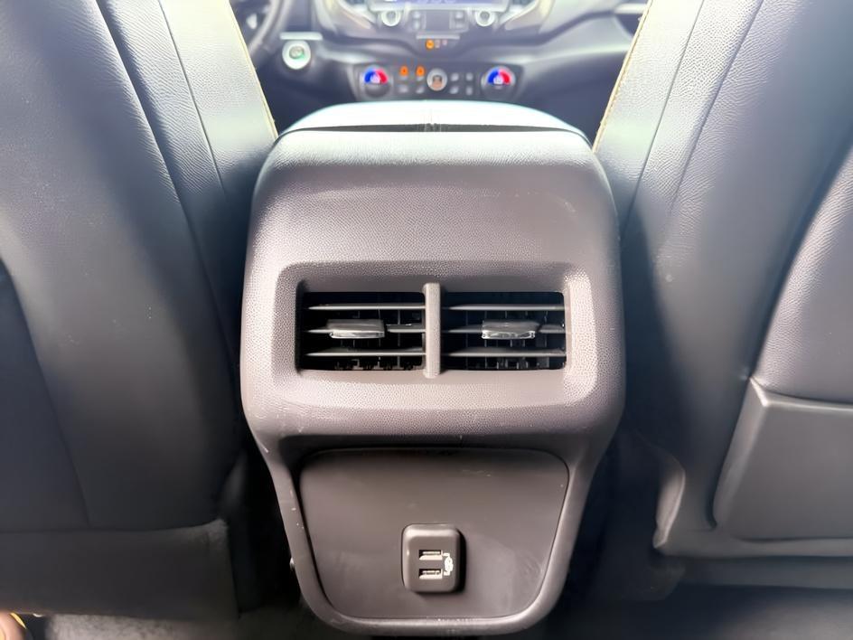 2024 WHITE /LEATHER GMC Terrain (3GKALYEG1RL) with an 15L I4 TURBO engine, Automatic transmission, located at 1175 N Woodruff Ave, Idaho Falls, ID, 83401, 43.506901, -111.999657 - At Timberline Auto, finding a great deal on your next vehicle is always easy! Our experienced sales staff goal is to help find you the right vehicle at the right price! Our knowledgeable finance department has options for almost any credit score. We offer extended service contract options to prot- Photo#27