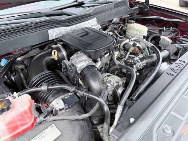 2015 MAROON /Jet Black Chevrolet Silverado 2500HD (1GC1KWE82FF) with an 66L V8 16V OHV TURBO DIESEL engine, Automatic transmission, located at 1175 N Woodruff Ave, Idaho Falls, ID, 83401, 43.506901, -111.999657 - At Timberline Auto, finding a great deal on your next vehicle is always easy! Our experienced sales staff goal is to help find you the right vehicle at the right price! Our knowledgeable finance department has options for almost any credit score. We offer extended service contract options to prot- Photo#57