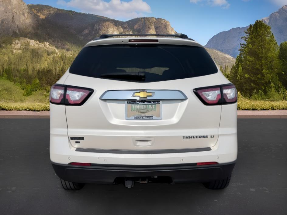 2015 WHITE /Ebony Chevrolet Traverse LT (1GNKRGKD2FJ) with an 3.6L V-6 gasoline direct injection engine, AUTOMATIC transmission, located at 1235 N Woodruff Ave., Idaho Falls, 83401, (208) 523-1053, 43.507172, -112.000488 - At Timberline Auto, finding a great deal on your next vehicle is always easy! Our experienced sales staff goal is to help find you the right vehicle at the right price! Our knowledgeable finance department has options for almost any credit score. We offer extended service contract options to prot- Photo#3