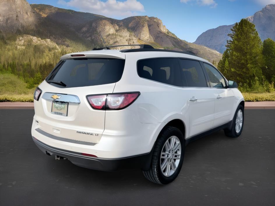 2015 WHITE /Ebony Chevrolet Traverse LT (1GNKRGKD2FJ) with an 3.6L V-6 gasoline direct injection engine, AUTOMATIC transmission, located at 1235 N Woodruff Ave., Idaho Falls, 83401, (208) 523-1053, 43.507172, -112.000488 - At Timberline Auto, finding a great deal on your next vehicle is always easy! Our experienced sales staff goal is to help find you the right vehicle at the right price! Our knowledgeable finance department has options for almost any credit score. We offer extended service contract options to prot- Photo#7