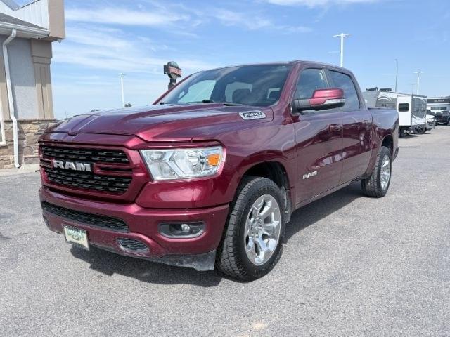 2022 MAROON /Black Ram 1500 (1C6SRFFT2NN) with an HEMI 57L V-8 variable valve control engine, Automatic transmission, located at 1175 N Woodruff Ave, Idaho Falls, ID, 83401, 43.506901, -111.999657 - At Timberline Auto, finding a great deal on your next vehicle is always easy! Our experienced sales staff goal is to help find you the right vehicle at the right price! Our knowledgeable finance department has options for almost any credit score. We offer extended service contract options to prot- Photo#28