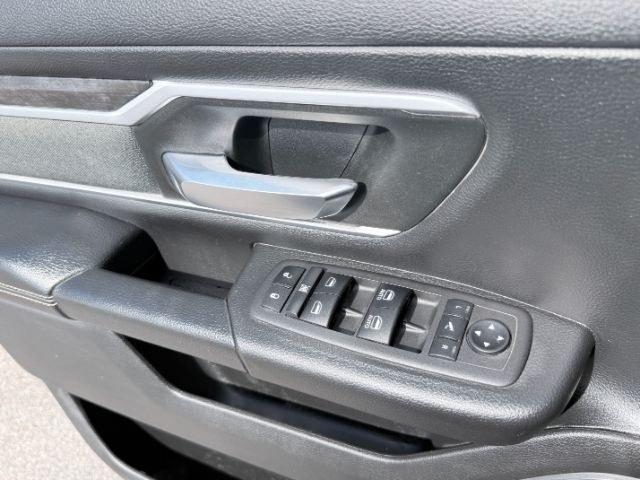2022 MAROON /Black Ram 1500 (1C6SRFFT2NN) with an HEMI 57L V-8 variable valve control engine, Automatic transmission, located at 1175 N Woodruff Ave, Idaho Falls, ID, 83401, 43.506901, -111.999657 - At Timberline Auto, finding a great deal on your next vehicle is always easy! Our experienced sales staff goal is to help find you the right vehicle at the right price! Our knowledgeable finance department has options for almost any credit score. We offer extended service contract options to prot- Photo#52