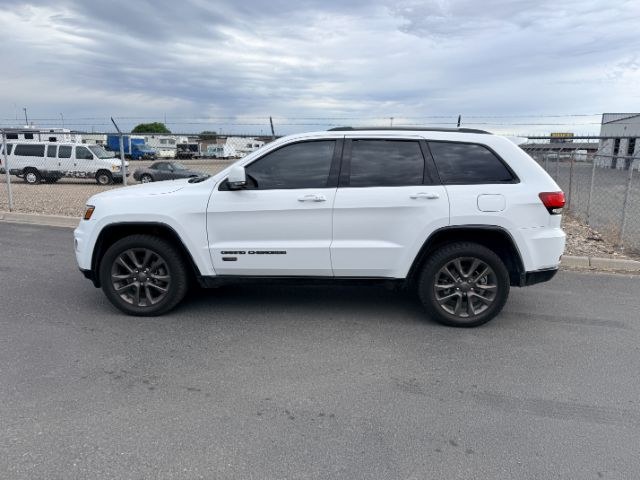 photo of 2016 Jeep Grand Cherokee Limited 75th Anniversary