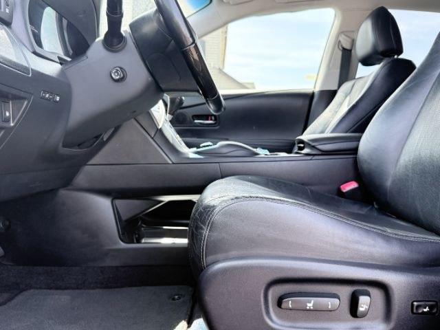2013 BLACK /LEATHER Lexus RX 450h (JTJBC1BA6D2) with an 35L V6 HYBRID engine, Automatic transmission, located at 1175 N Woodruff Ave, Idaho Falls, ID, 83401, 43.506901, -111.999657 - At Timberline Auto, finding a great deal on your next vehicle is always easy! Our experienced sales staff goal is to help find you the right vehicle at the right price! Our knowledgeable finance department has options for almost any credit score. We offer extended service contract options to prot- Photo#45