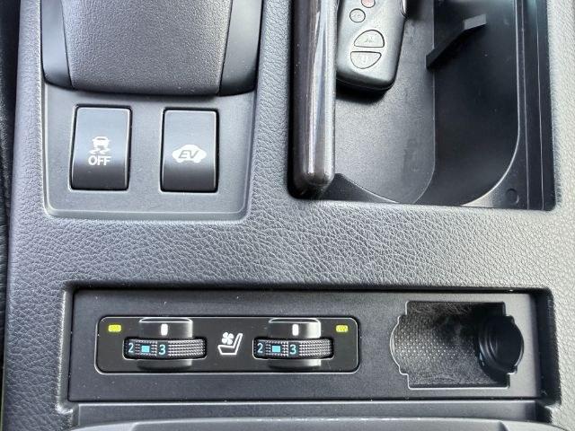 2013 BLACK /LEATHER Lexus RX 450h (JTJBC1BA6D2) with an 35L V6 HYBRID engine, Automatic transmission, located at 1175 N Woodruff Ave, Idaho Falls, ID, 83401, 43.506901, -111.999657 - At Timberline Auto, finding a great deal on your next vehicle is always easy! Our experienced sales staff goal is to help find you the right vehicle at the right price! Our knowledgeable finance department has options for almost any credit score. We offer extended service contract options to prot- Photo#50