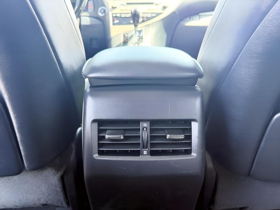 2013 BLACK /LEATHER Lexus RX 450h (JTJBC1BA6D2) with an 35L V6 HYBRID engine, Automatic transmission, located at 1175 N Woodruff Ave, Idaho Falls, ID, 83401, 43.506901, -111.999657 - At Timberline Auto, finding a great deal on your next vehicle is always easy! Our experienced sales staff goal is to help find you the right vehicle at the right price! Our knowledgeable finance department has options for almost any credit score. We offer extended service contract options to prot- Photo#27