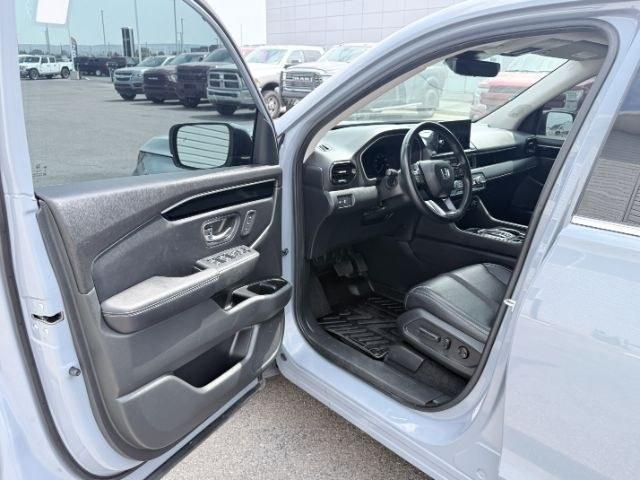 2023 Sonic Gray Pearl /Black Honda Pilot Touring (5FNYG2H75PB) with an V6, 3.5L engine, 10-speed automatic transmission, located at 1175 N Woodruff Ave, Idaho Falls, ID, 83401, 43.506901, -111.999657 - <b>Vehicle Details</b><br>Experience the confidence and comfort of this pre-owned 2023 Honda Pilot Touring, a refined three-row SUV built to handle busy family schedules, weekend road trips, and everyday driving with ease. Powered by a strong V6, 3.5L gasoline engine, this Honda Pilot delivers smoot- Photo#79