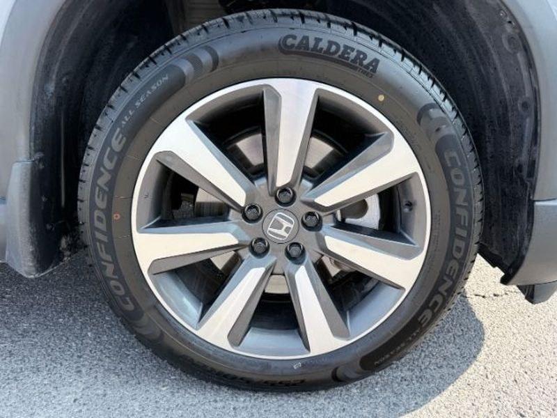 2023 Sonic Gray Pearl /Black Honda Pilot Touring (5FNYG2H75PB) with an V6, 3.5L engine, 10-speed automatic transmission, located at 1175 N Woodruff Ave, Idaho Falls, ID, 83401, 43.506901, -111.999657 - <b>Vehicle Details</b><br>Experience the confidence and comfort of this pre-owned 2023 Honda Pilot Touring, a refined three-row SUV built to handle busy family schedules, weekend road trips, and everyday driving with ease. Powered by a strong V6, 3.5L gasoline engine, this Honda Pilot delivers smoot- Photo#13