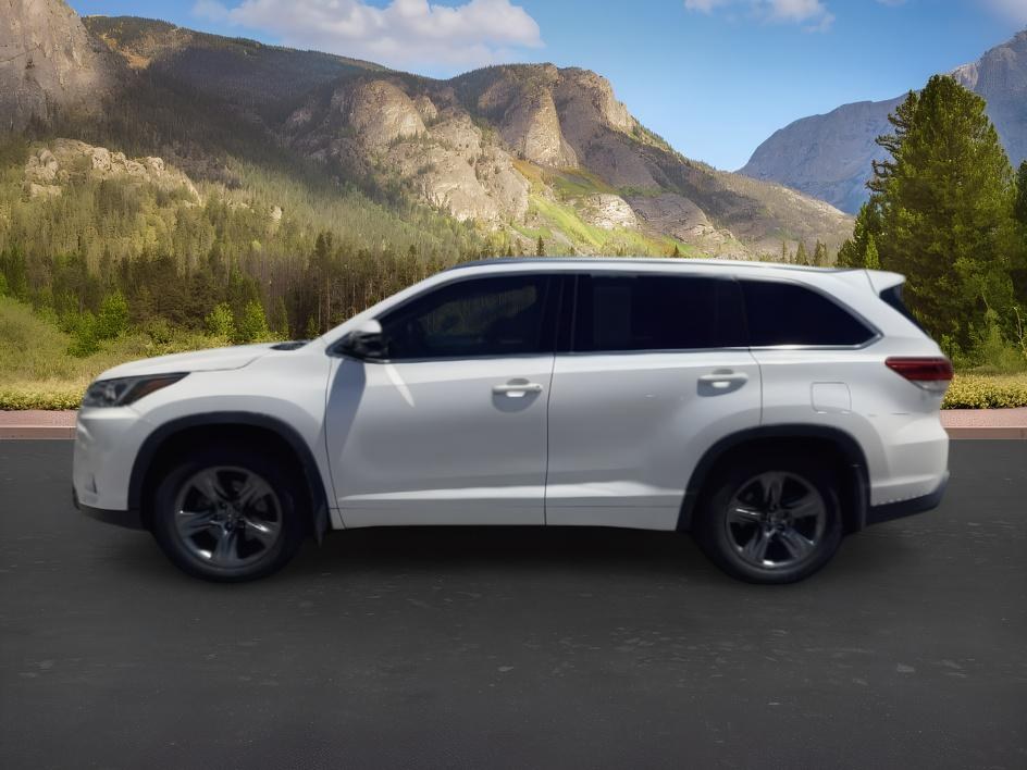 photo of 2017 Toyota Highlander Limited | Limited Platinum