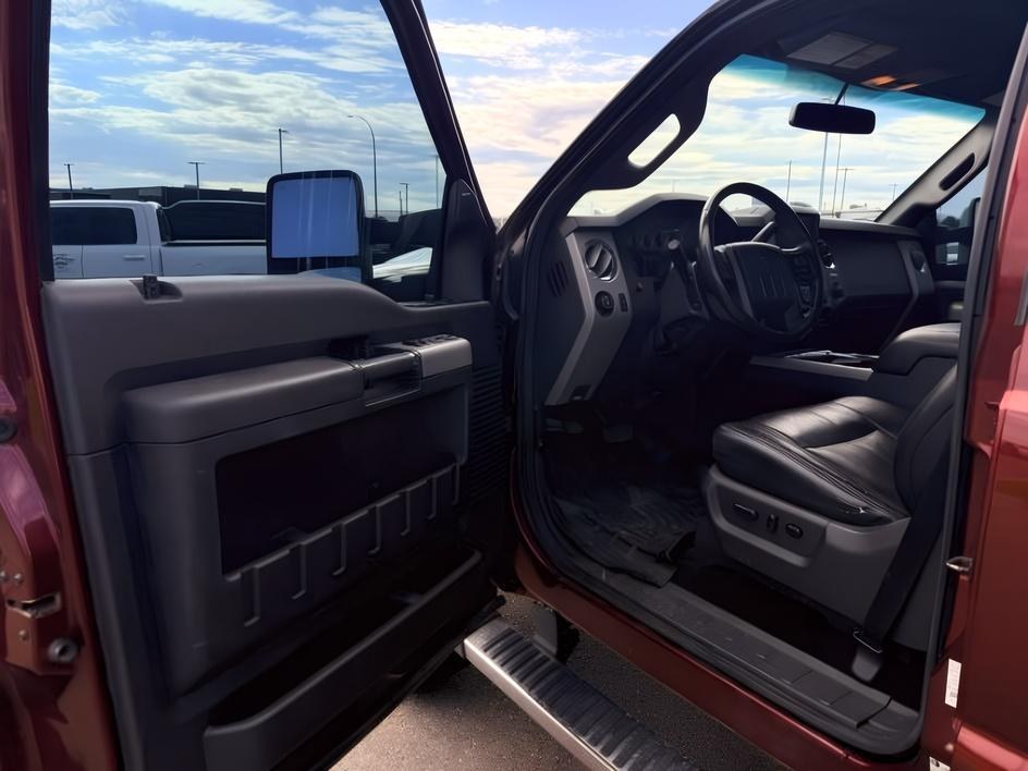 2016 BRONZE FIRE /Steel, vinyl Ford F-350 SD (1FT8W3BT4GE) with an 67L V8 OHV 16V DIESEL engine, Automatic transmission, located at 1175 N Woodruff Ave, Idaho Falls, ID, 83401, 43.506901, -111.999657 - At Timberline Auto, finding a great deal on your next vehicle is always easy! Our experienced sales staff goal is to help find you the right vehicle at the right price! Our knowledgeable finance department has options for almost any credit score. We offer extended service contract options to protect- Photo#11