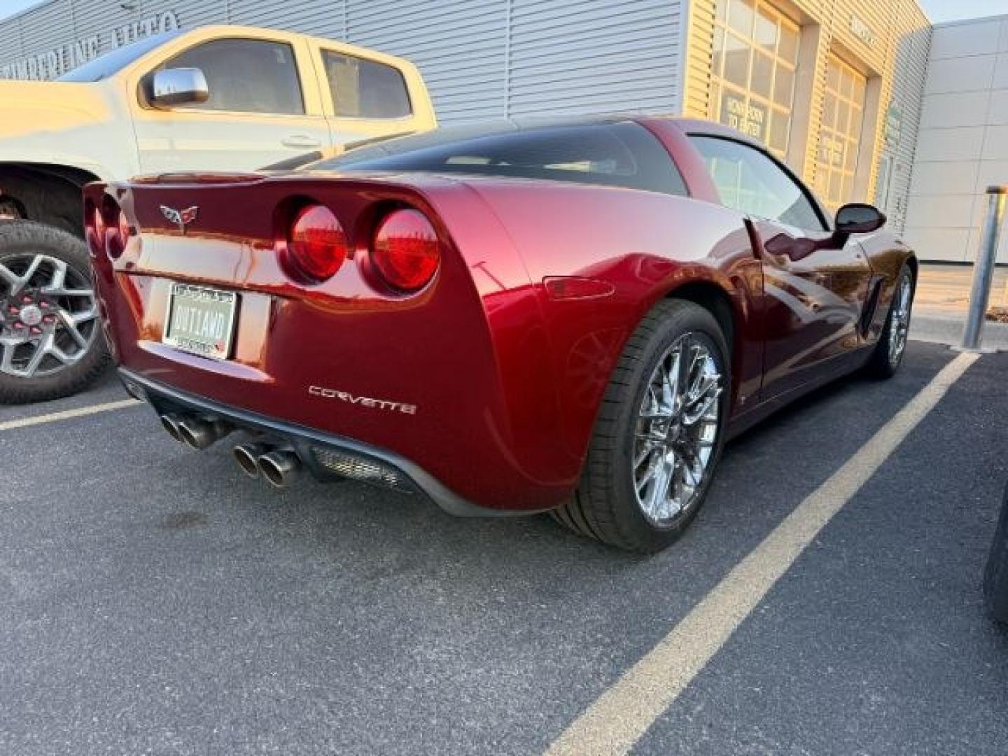 2007 MAROON /LEATHER Chevrolet Corvette (1G1YY26UX75) with an 60L V8 GAS engine, Manual transmission, located at 1175 N Woodruff Ave, Idaho Falls, ID, 83401, 43.506901, -111.999657 - At Timberline Auto, finding a great deal on your next vehicle is always easy! Our experienced sales staff goal is to help find you the right vehicle at the right price! Our knowledgeable finance department has options for almost any credit score. We offer extended service contract options to prot- Photo#8