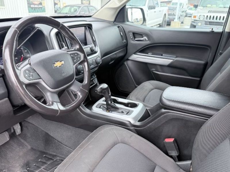 2020 Satin Steel Metallic /Jet Black Chevrolet Colorado 4WD LT (1GCGTCEN8L1) with an V6, 3.6L engine, 8-speed automatic transmission, located at 1175 N Woodruff Ave, Idaho Falls, ID, 83401, 43.506901, -111.999657 - <b>Vehicle Details</b><br>Discover capability and comfort in this 2020 Chevrolet Colorado LT 4WD, now available in Idaho Falls, ID. Powered by a strong 3.6L V6 Gasoline engine, this midsize pickup delivers confident performance for commuting, hauling, and weekend adventures alike. The four-wheel dri- Photo#13