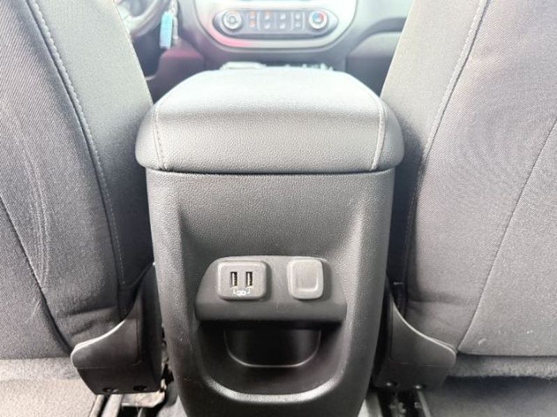 2020 Satin Steel Metallic /Jet Black Chevrolet Colorado 4WD LT (1GCGTCEN8L1) with an V6, 3.6L engine, 8-speed automatic transmission, located at 1175 N Woodruff Ave, Idaho Falls, ID, 83401, 43.506901, -111.999657 - <b>Vehicle Details</b><br>Discover capability and comfort in this 2020 Chevrolet Colorado LT 4WD, now available in Idaho Falls, ID. Powered by a strong 3.6L V6 Gasoline engine, this midsize pickup delivers confident performance for commuting, hauling, and weekend adventures alike. The four-wheel dri- Photo#24