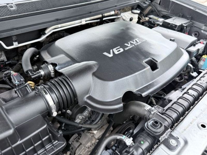 2020 Satin Steel Metallic /Jet Black Chevrolet Colorado 4WD LT (1GCGTCEN8L1) with an V6, 3.6L engine, 8-speed automatic transmission, located at 1175 N Woodruff Ave, Idaho Falls, ID, 83401, 43.506901, -111.999657 - <b>Vehicle Details</b><br>Discover capability and comfort in this 2020 Chevrolet Colorado LT 4WD, now available in Idaho Falls, ID. Powered by a strong 3.6L V6 Gasoline engine, this midsize pickup delivers confident performance for commuting, hauling, and weekend adventures alike. The four-wheel dri- Photo#26