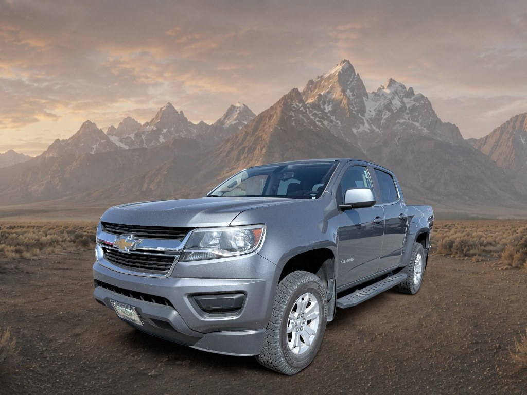 photo of 2020 Chevrolet Colorado 4WD Crew Cab Short Box LT