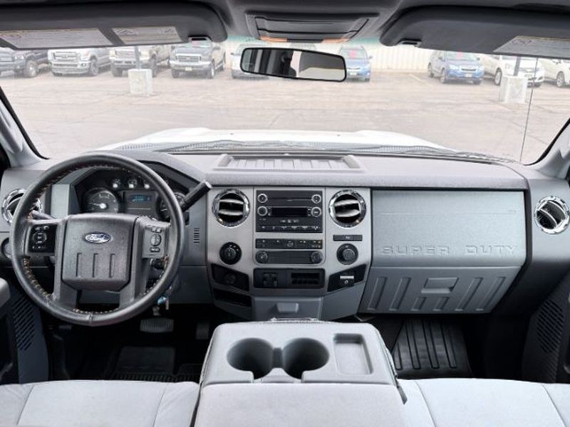 2013 Oxford White /GRAY Ford F-250 XLT (1FT7W2BT1DE) with an V8, 6.7L engine, 6-speed automatic transmission, located at 1175 N Woodruff Ave, Idaho Falls, ID, 83401, 43.506901, -111.999657 - <b>Vehicle Details</b><br>Looking for a powerful heavy-duty truck in Idaho Falls, ID? Check out this pre-owned 2013 Ford F-250 Super Duty XLT FX4 LARIAT XL 4WD, built to handle tough jobs and weekend adventures with confidence. Under the hood is a V8 6.7L Diesel engine delivering strong towing capab- Photo#20